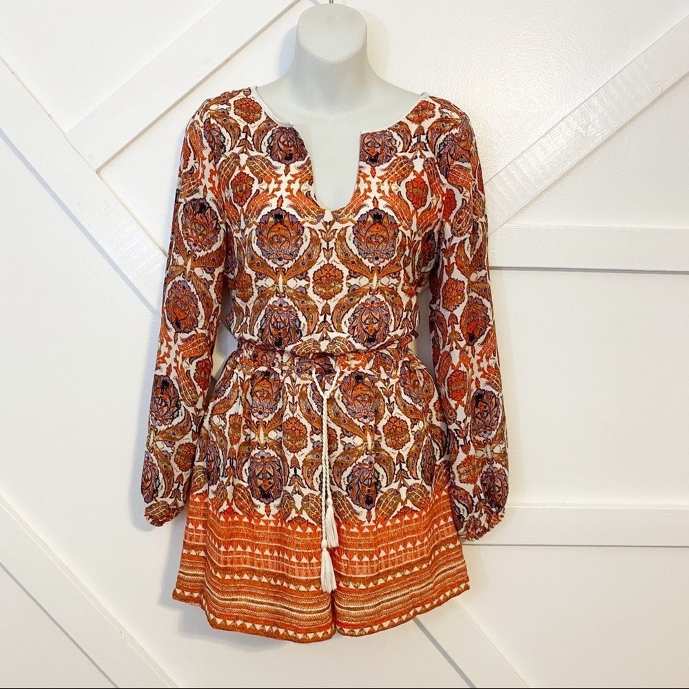 Gianni Bini Boho Floral Printed Long Sleeve Short Romper White Orange Sz Small